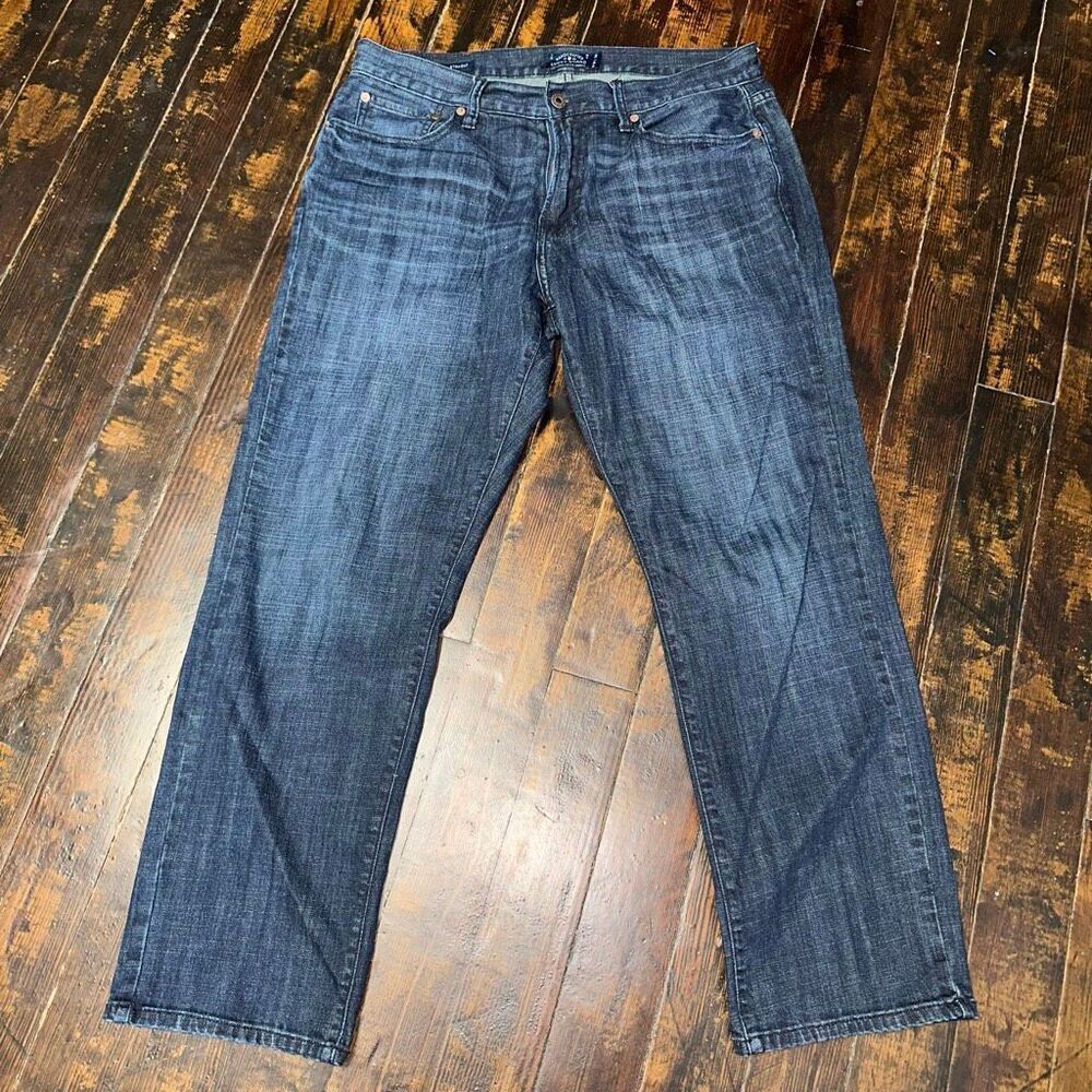 Lucky Brand 221 Original straight distressed western 34x30 jeans